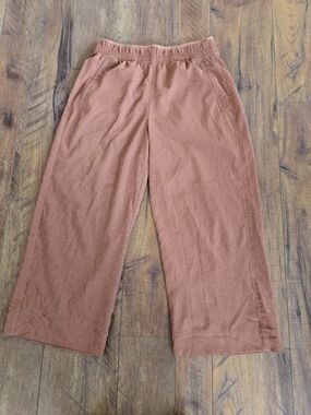 Athleta Cropped Wide-Leg Pants in Rust Orange